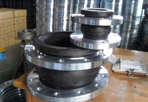 �������zܛ���^