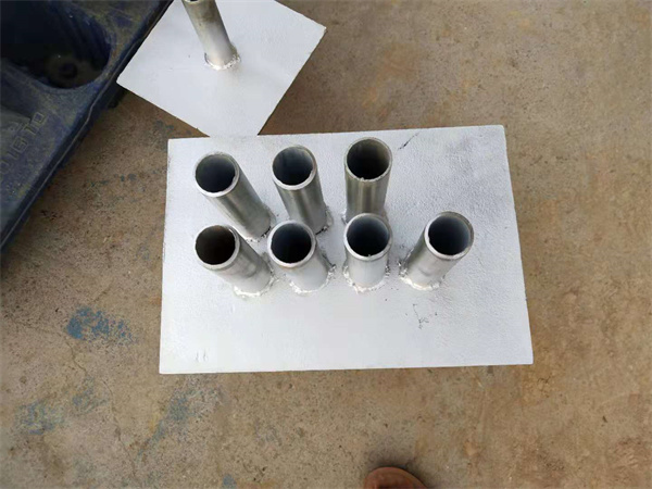 ���]�ߏS��