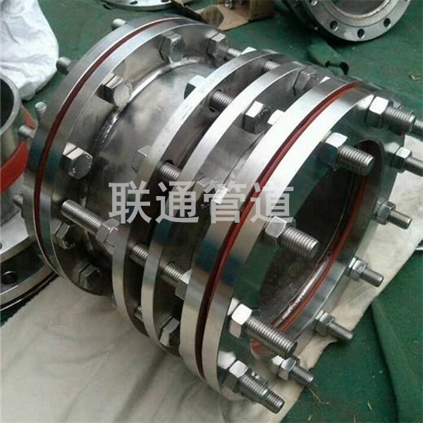 ���������s���^