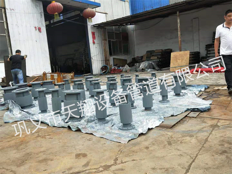 100����\�����܃r(ji��)��