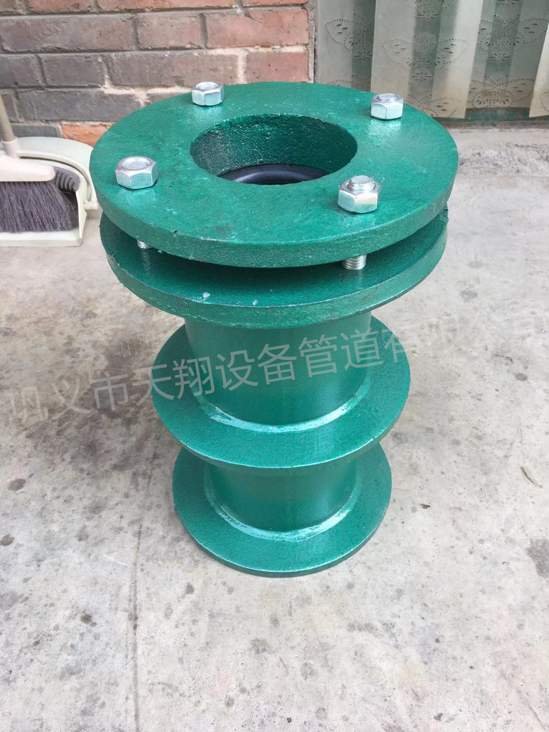 ���]���׹܈D��